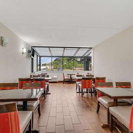 Quality Inn Easton Bagian luar foto