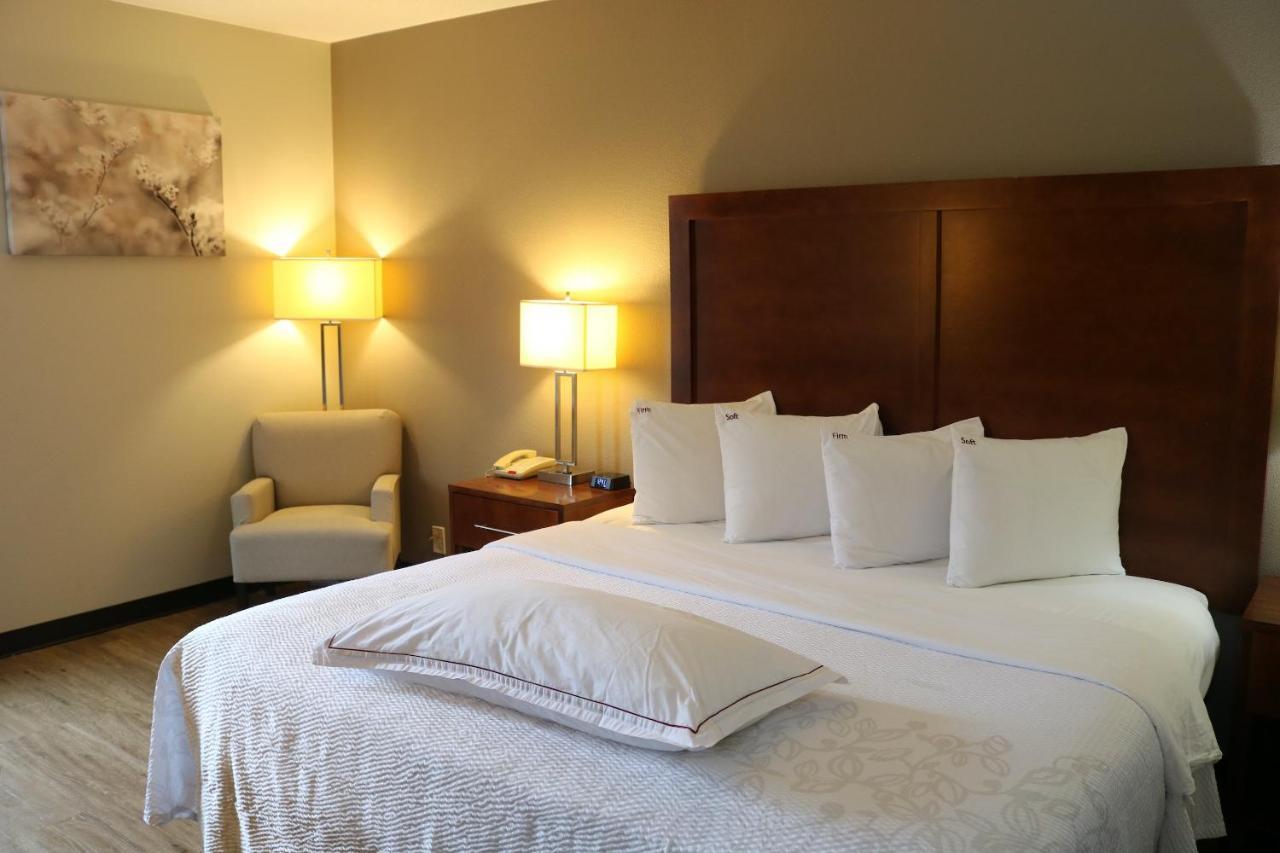 Quality Inn Easton Bagian luar foto