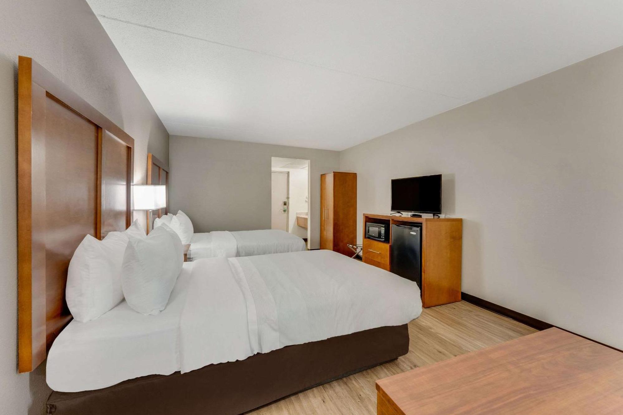 Quality Inn Easton Bagian luar foto