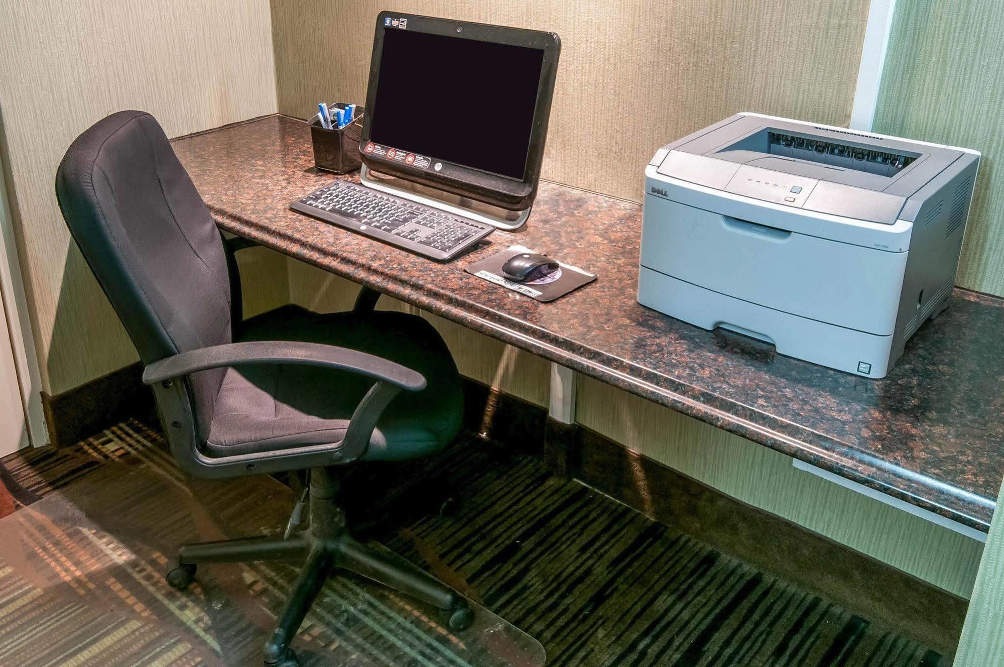 Quality Inn Easton Bagian luar foto